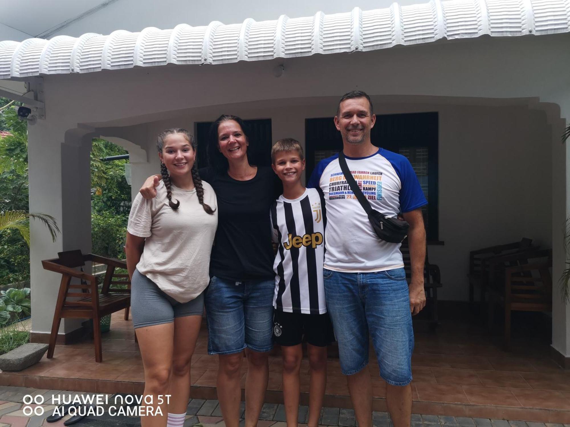 Bee Cottage Negombo Exterior foto